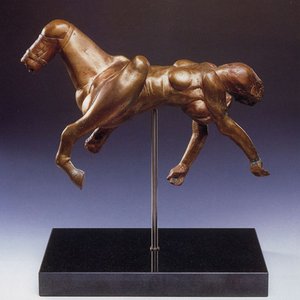 通り過ぎる馬